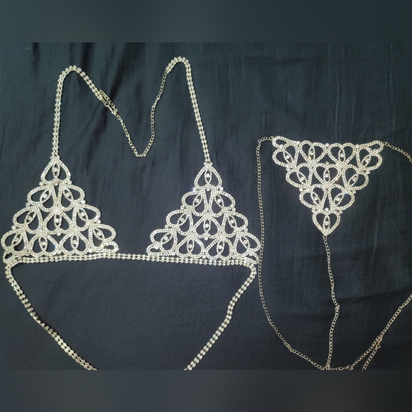Body chains - Picture 4 of 4